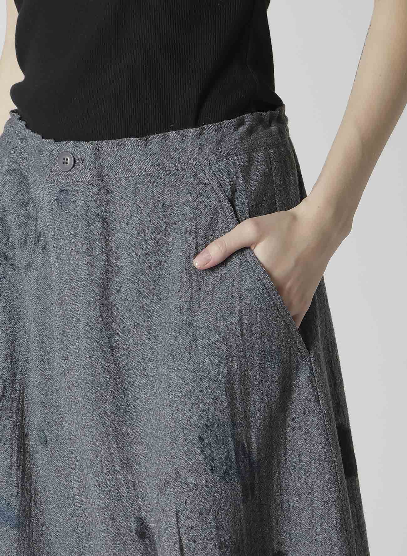 WOOL GAUZE SMUDGED POLKA DOT SLITTED RIGHT HEM PANTS