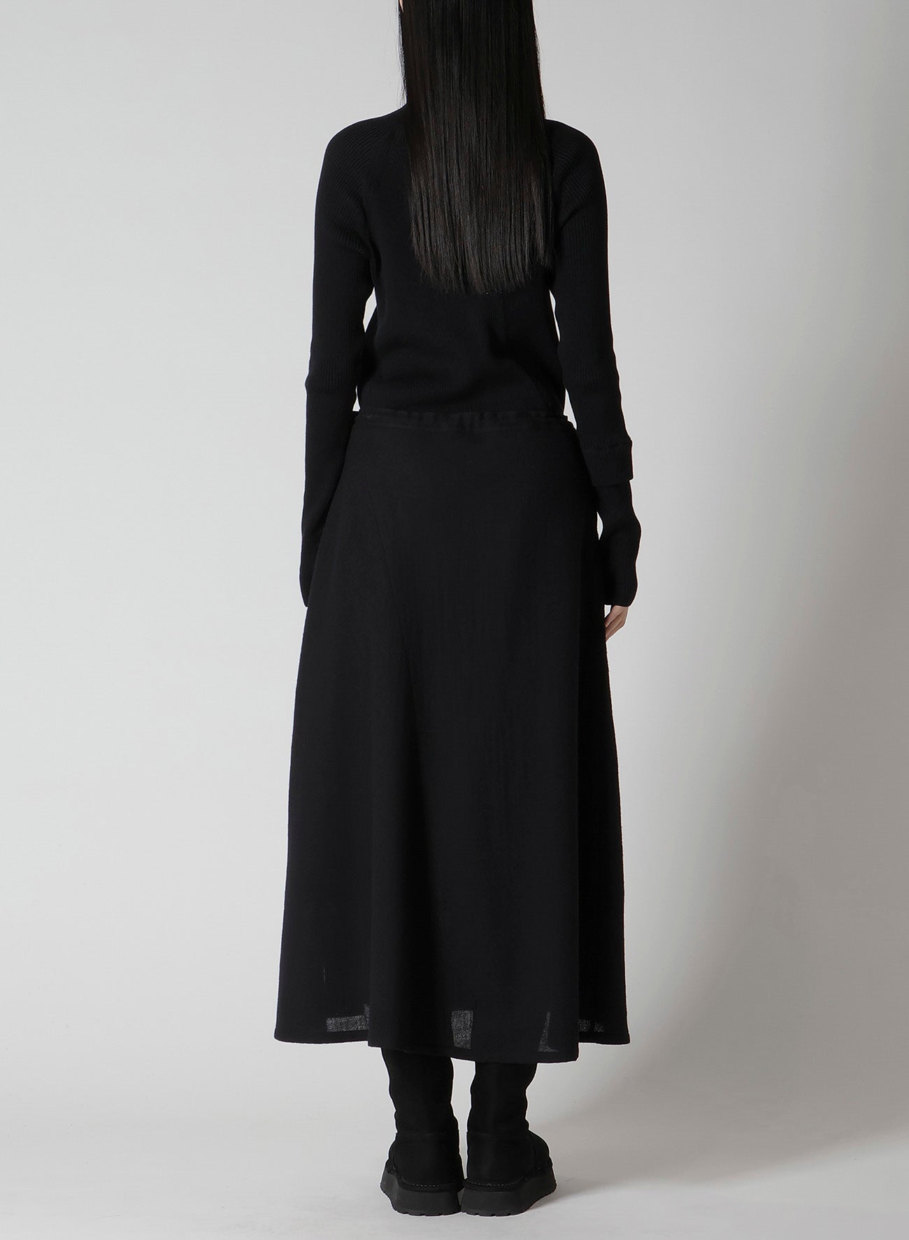 WOOL GAUZE TWILL ASYMMETRIC FLARE SKIRT