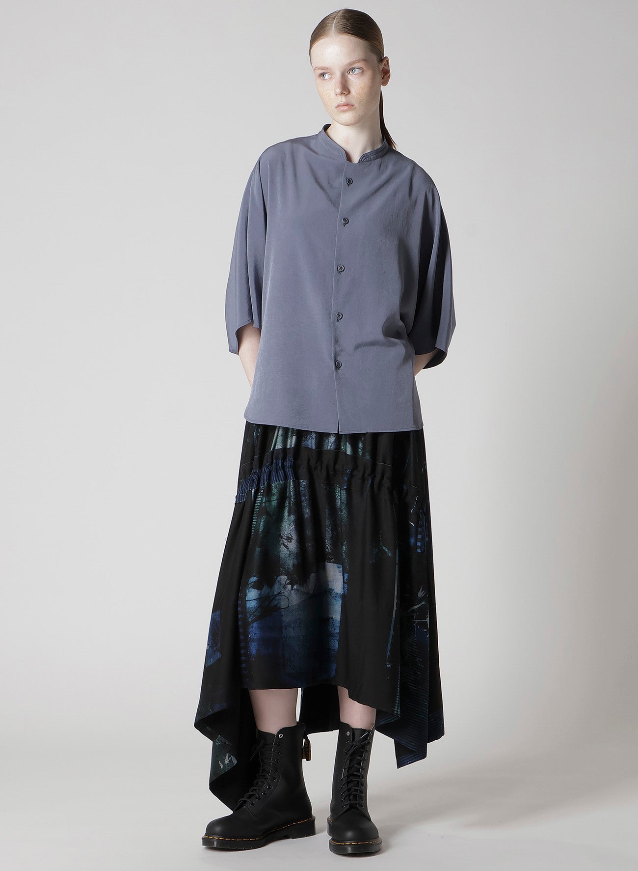 CUPRO BLURRY FLOWER PRINT SHIRRING SKIRT