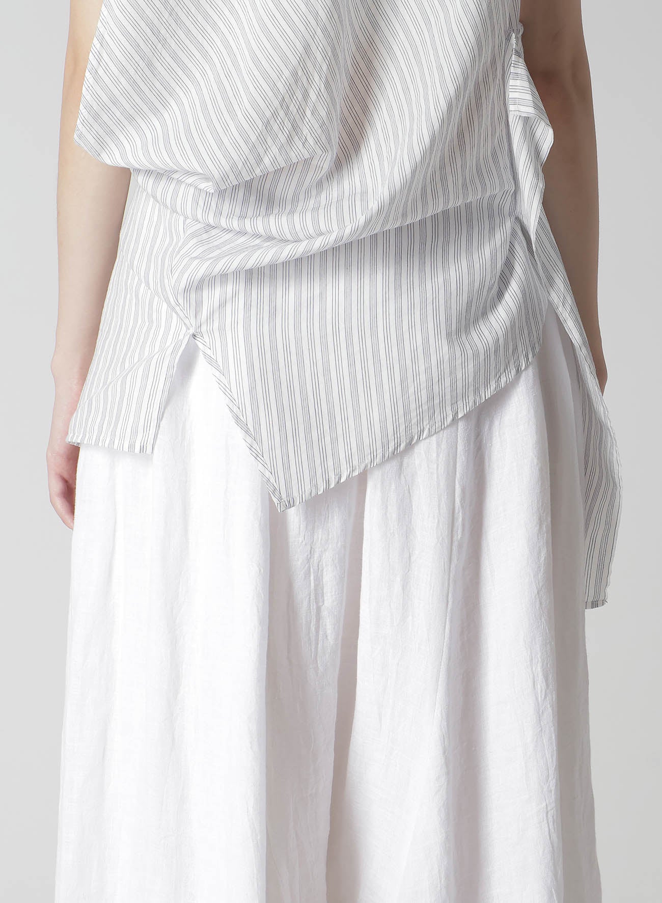 C/CU HARD TWISTED DOBBY STRIPE SLEEVELESS DRAPE SHIRT