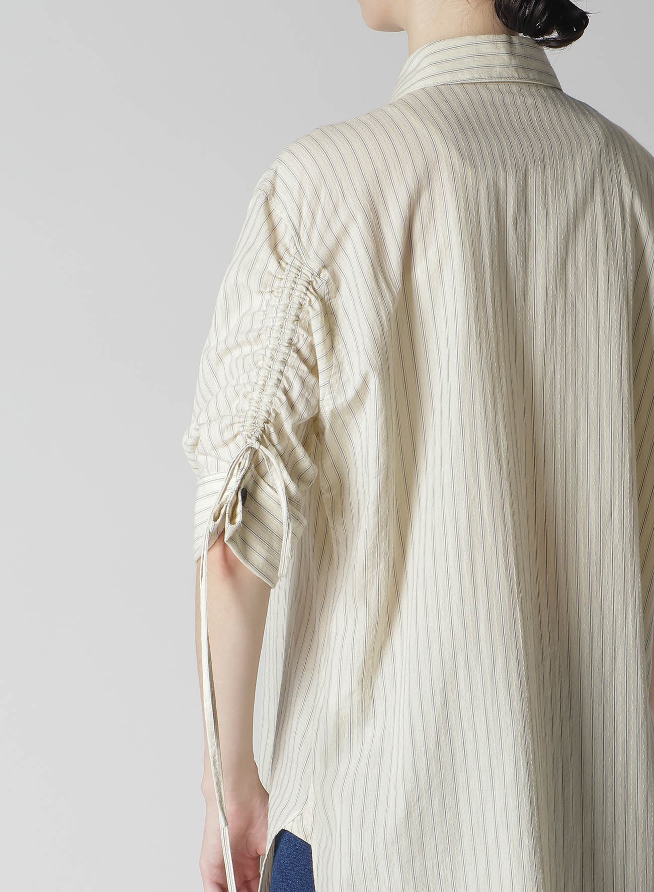 DOBBY STRIPE SHIRRING SLEEVE SHIRT