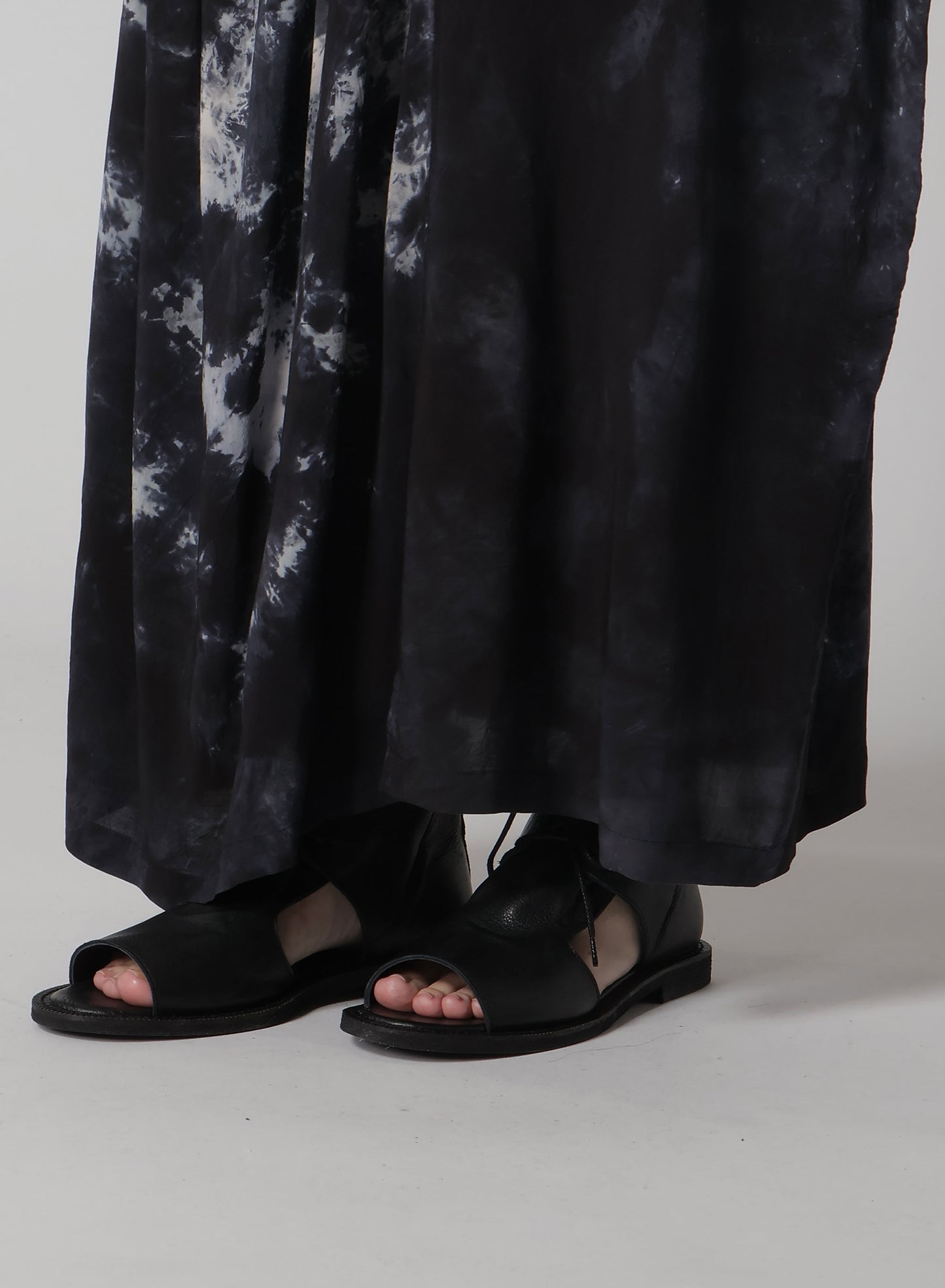 RAYON LAWN THRENE DYE RIGHT SIDE GATHERED DRESS