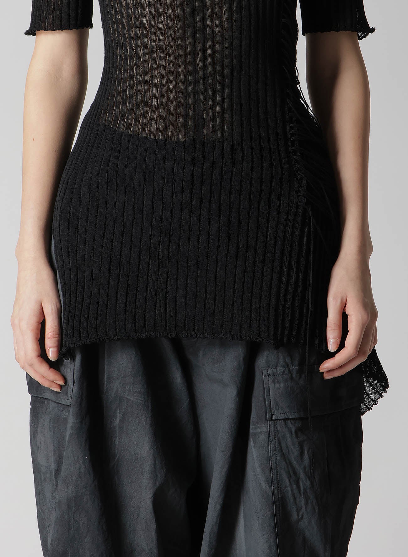 WIDE RIB WG ASYMMETRIC LACE UP HALF SLEEVE T