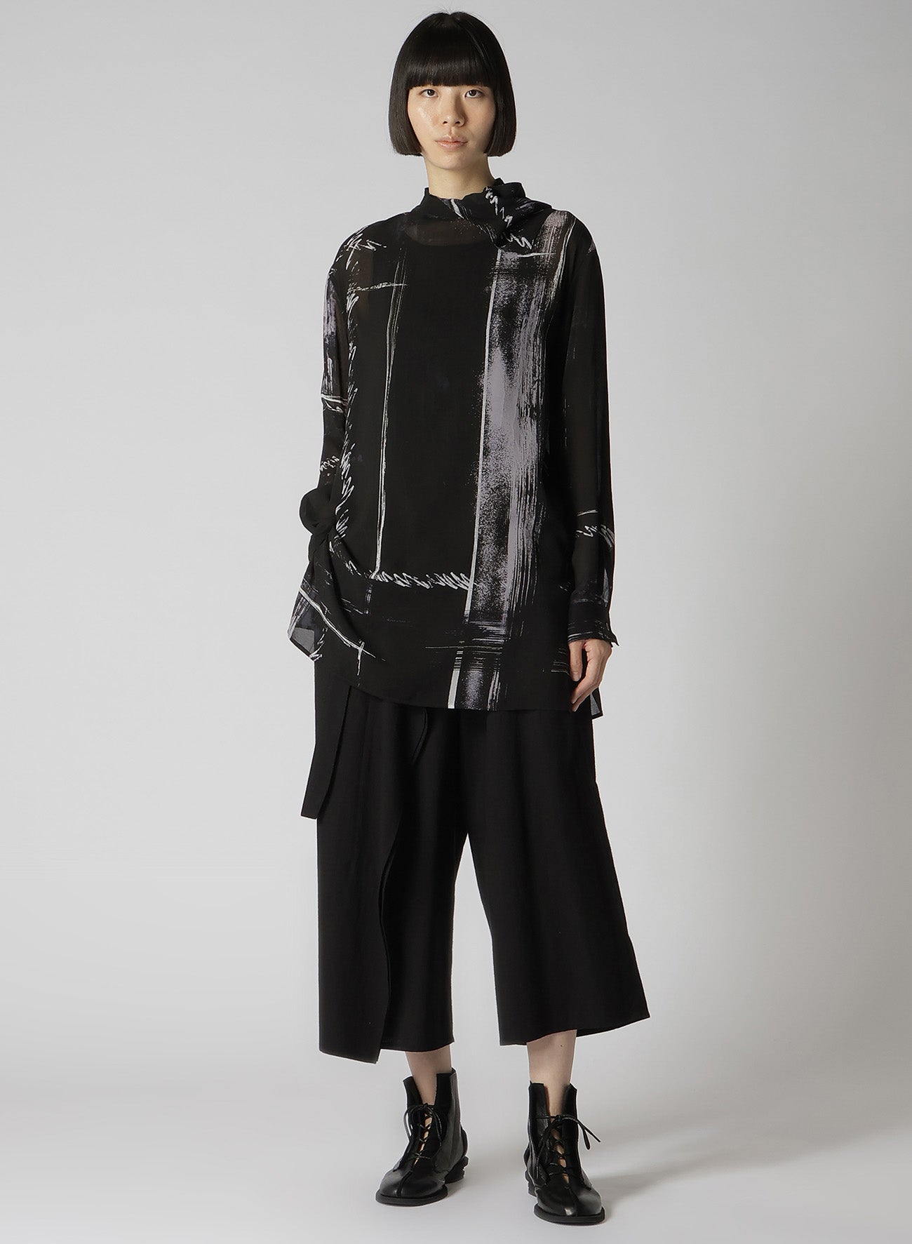 CU/ LAWN BLURRED CHECK BACK TIE BLOUSE