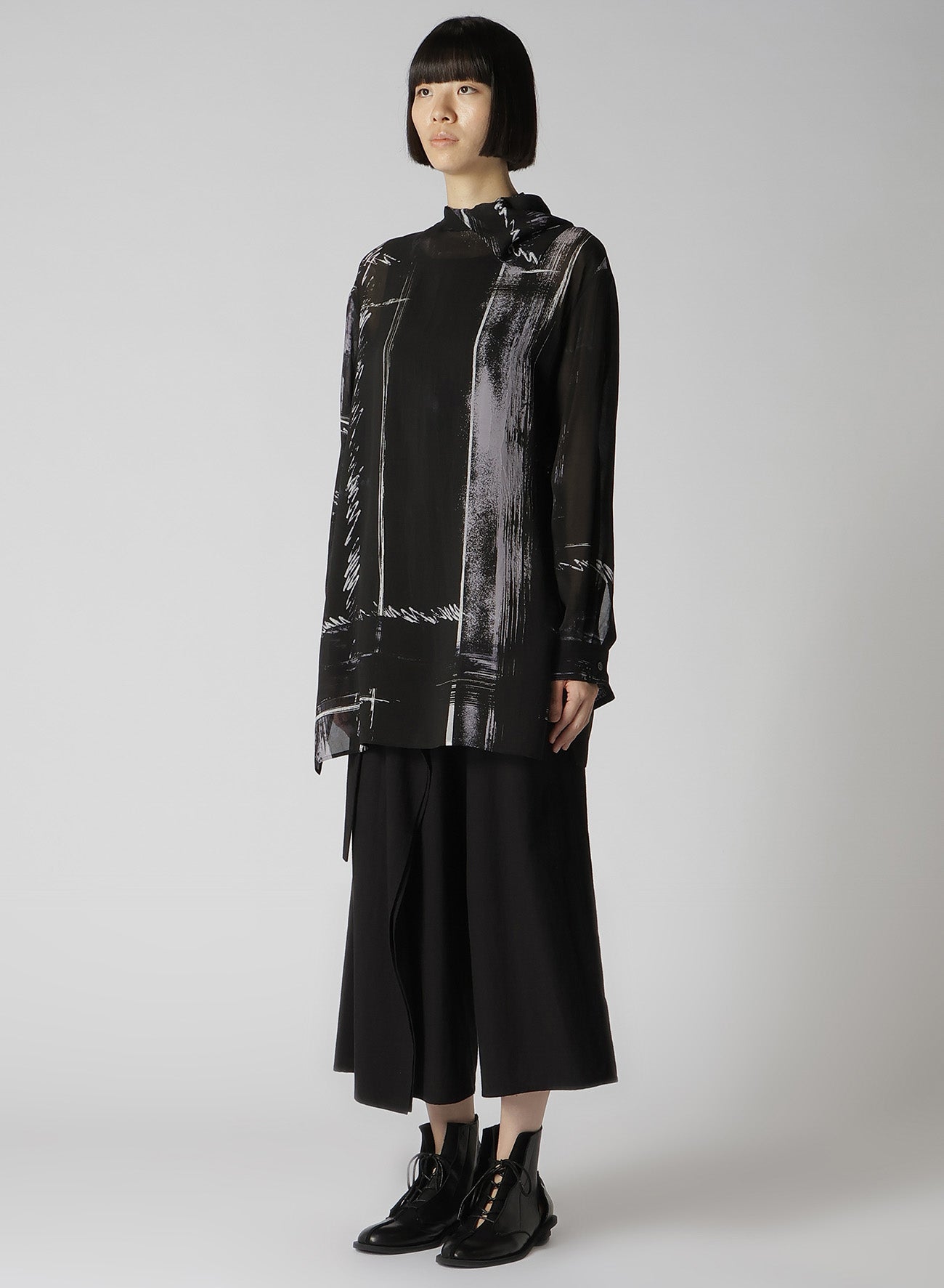 CU/ LAWN BLURRED CHECK BACK TIE BLOUSE