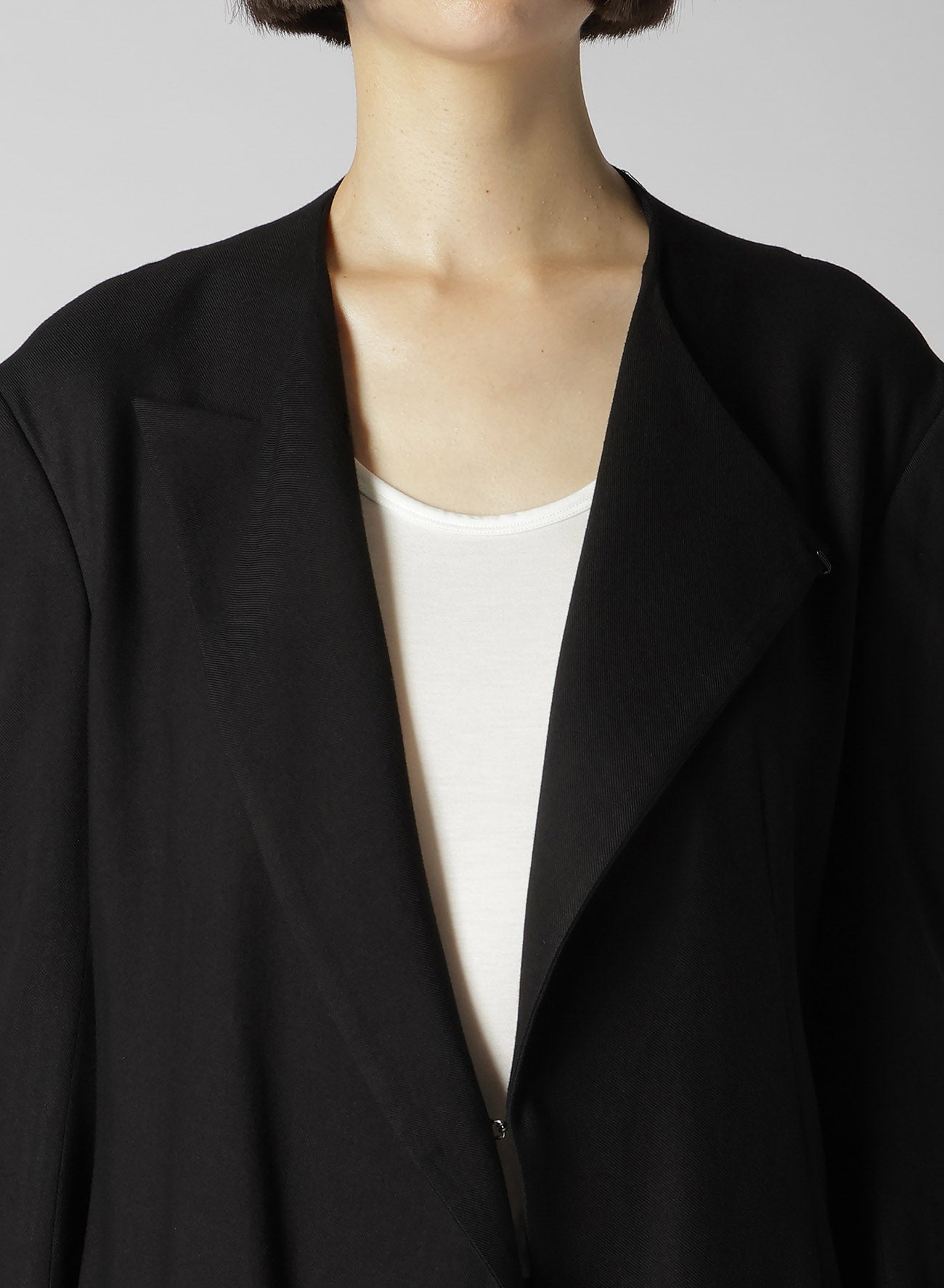 RAYON VIYELLA COLLARLESS JACKET
