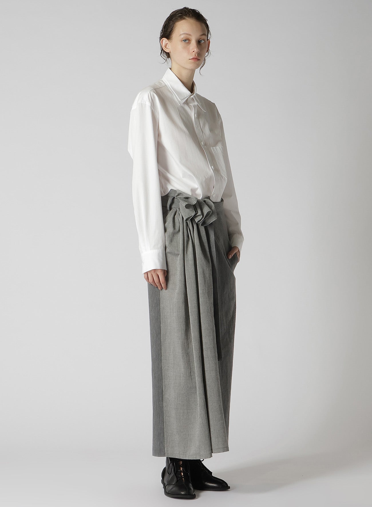 MINI HERRINGBONE BEE PRINT DOUBLE BELTED SKIRT