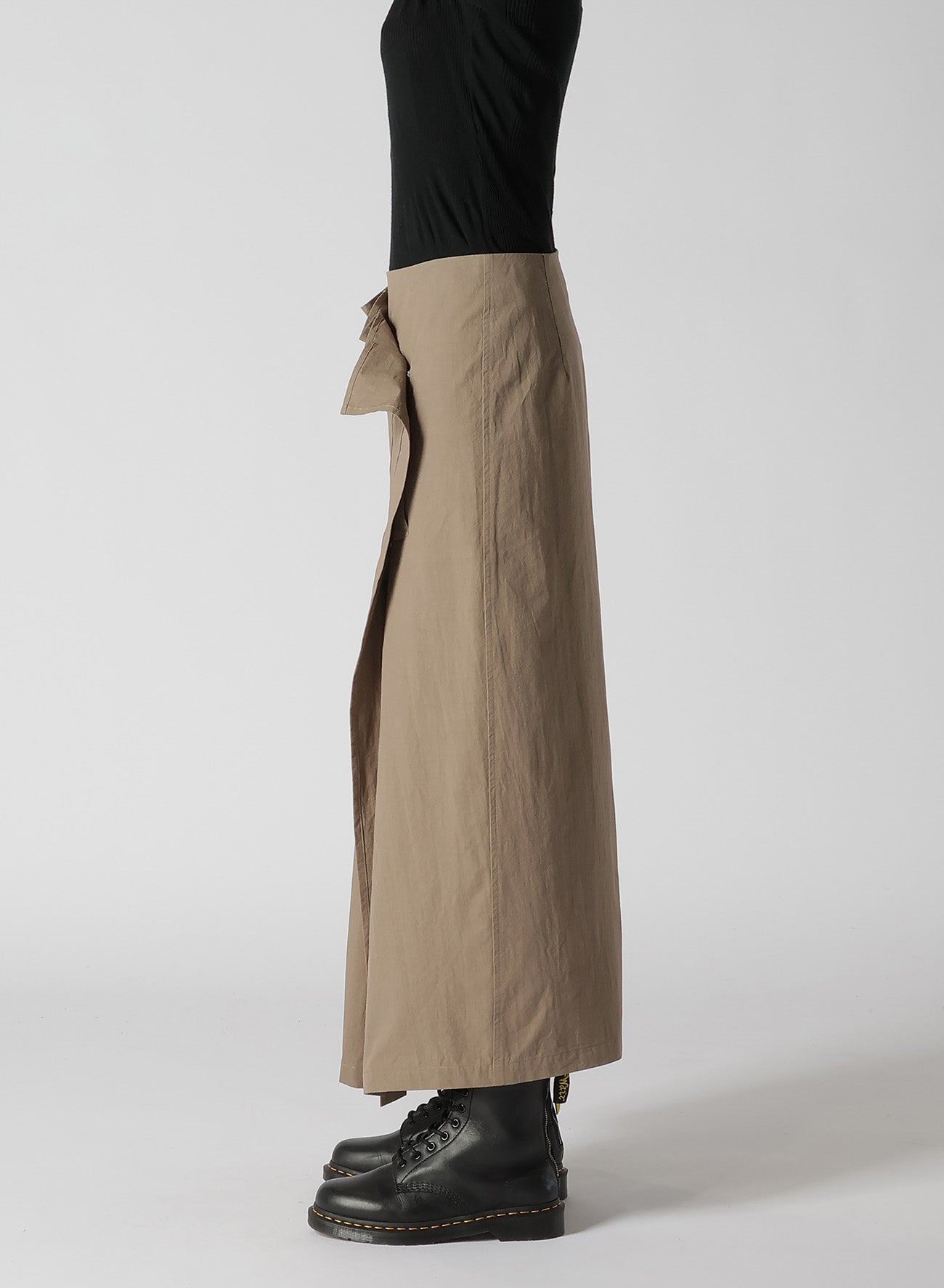 LIGHT TWILL COTTON PLEATED WRAP SKIRT