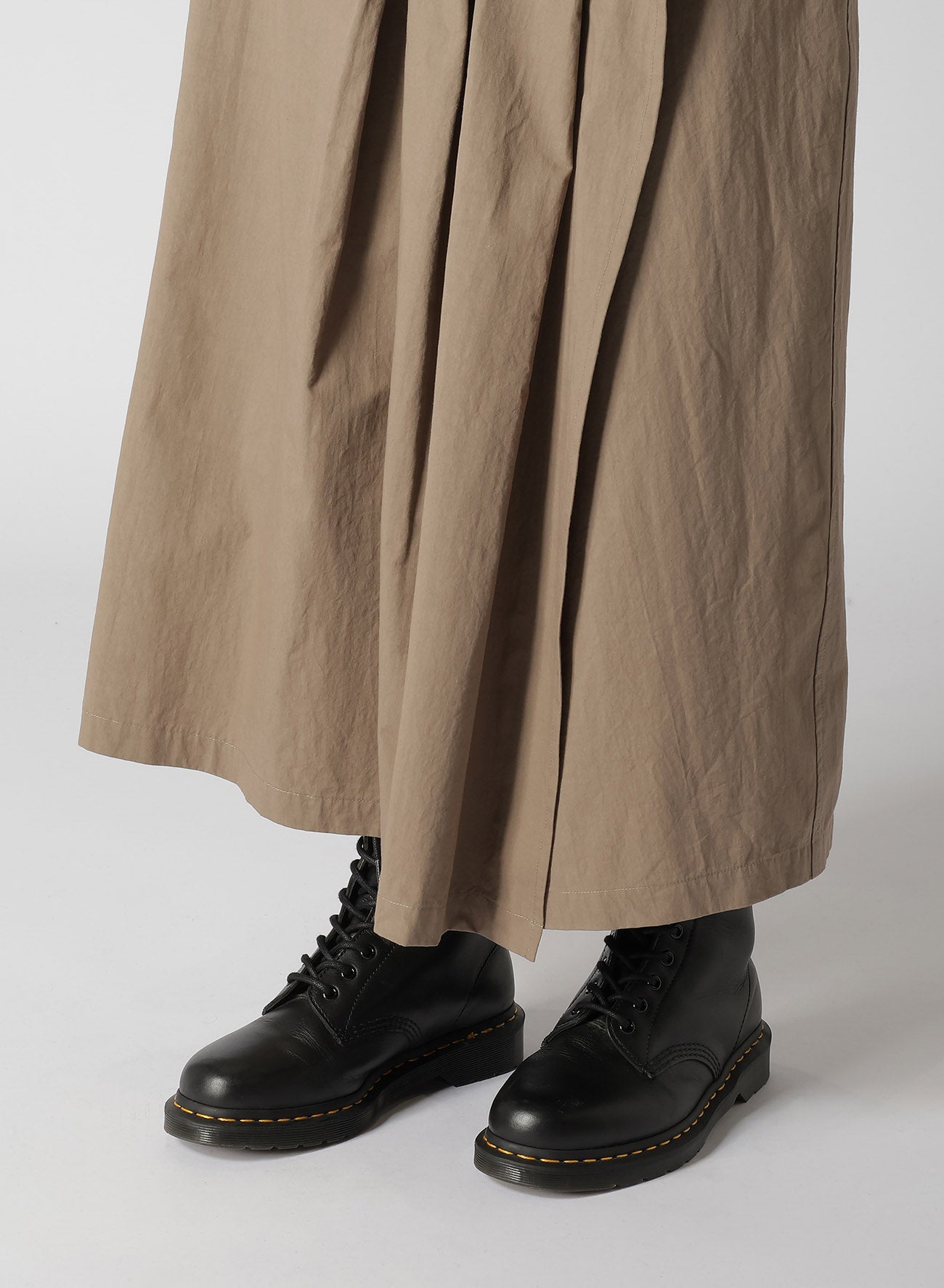 LIGHT TWILL COTTON PLEATED WRAP SKIRT