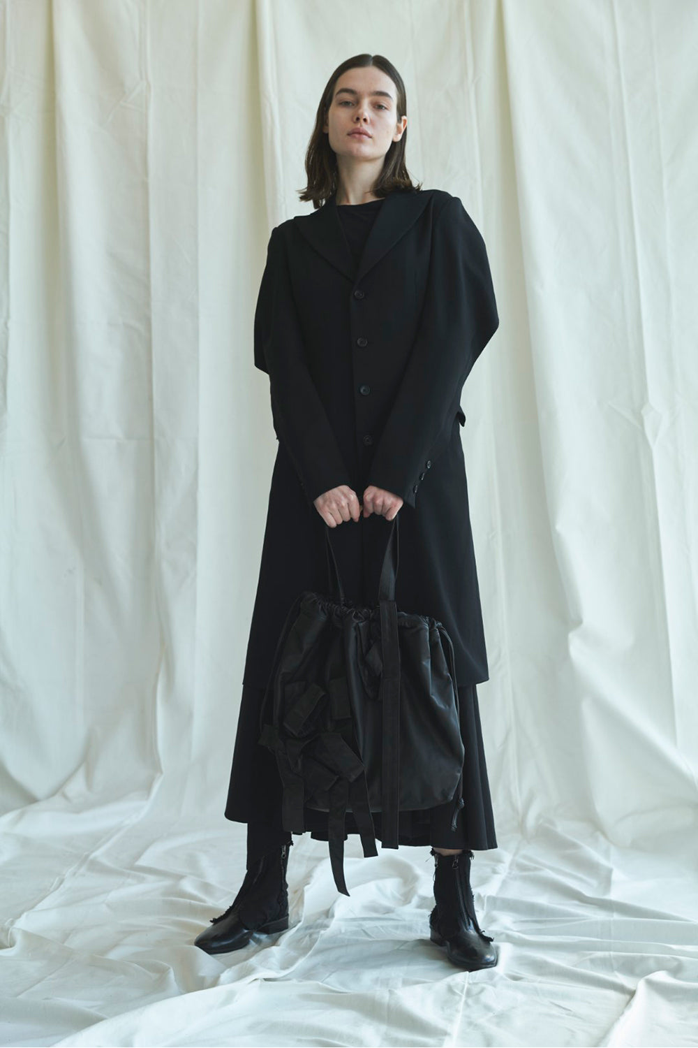discord Yohji Yamamoto AUTUMN / WINTER 2023-24 – THE SHOP YOHJI