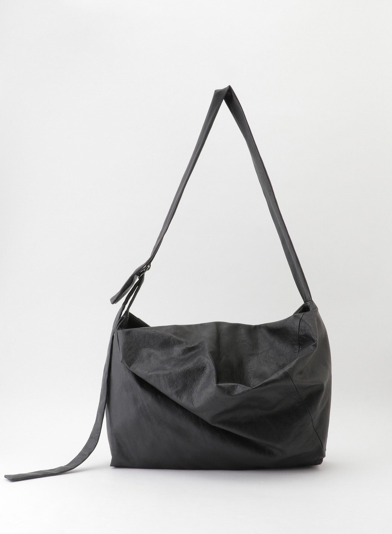 Puff – THE SHOP YOHJI YAMAMOTO