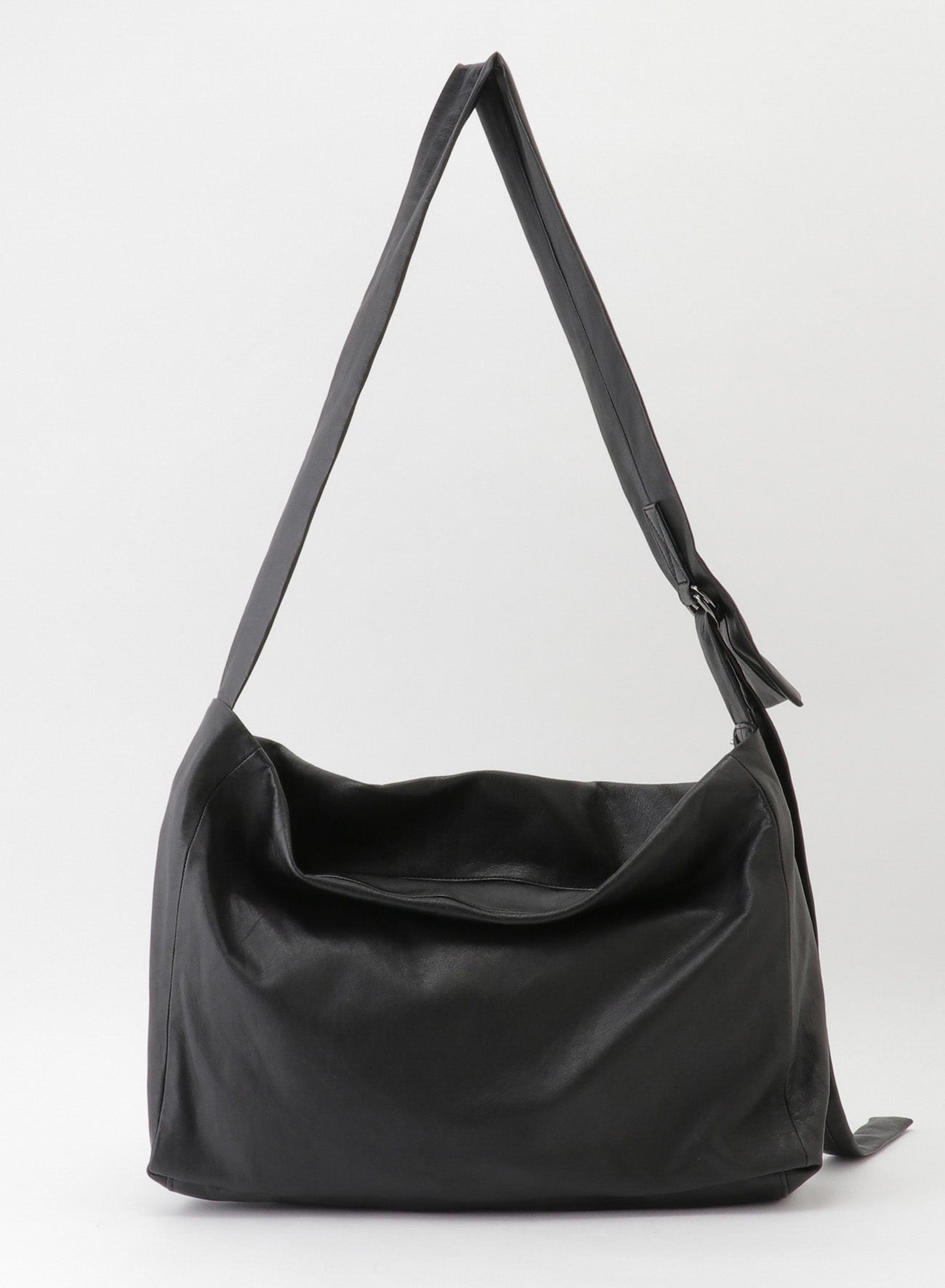 Puff – THE SHOP YOHJI YAMAMOTO