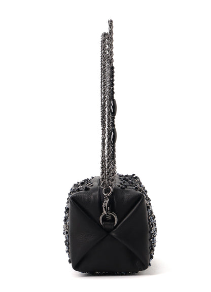 CHARM POUCH EMBROIDERY(B)