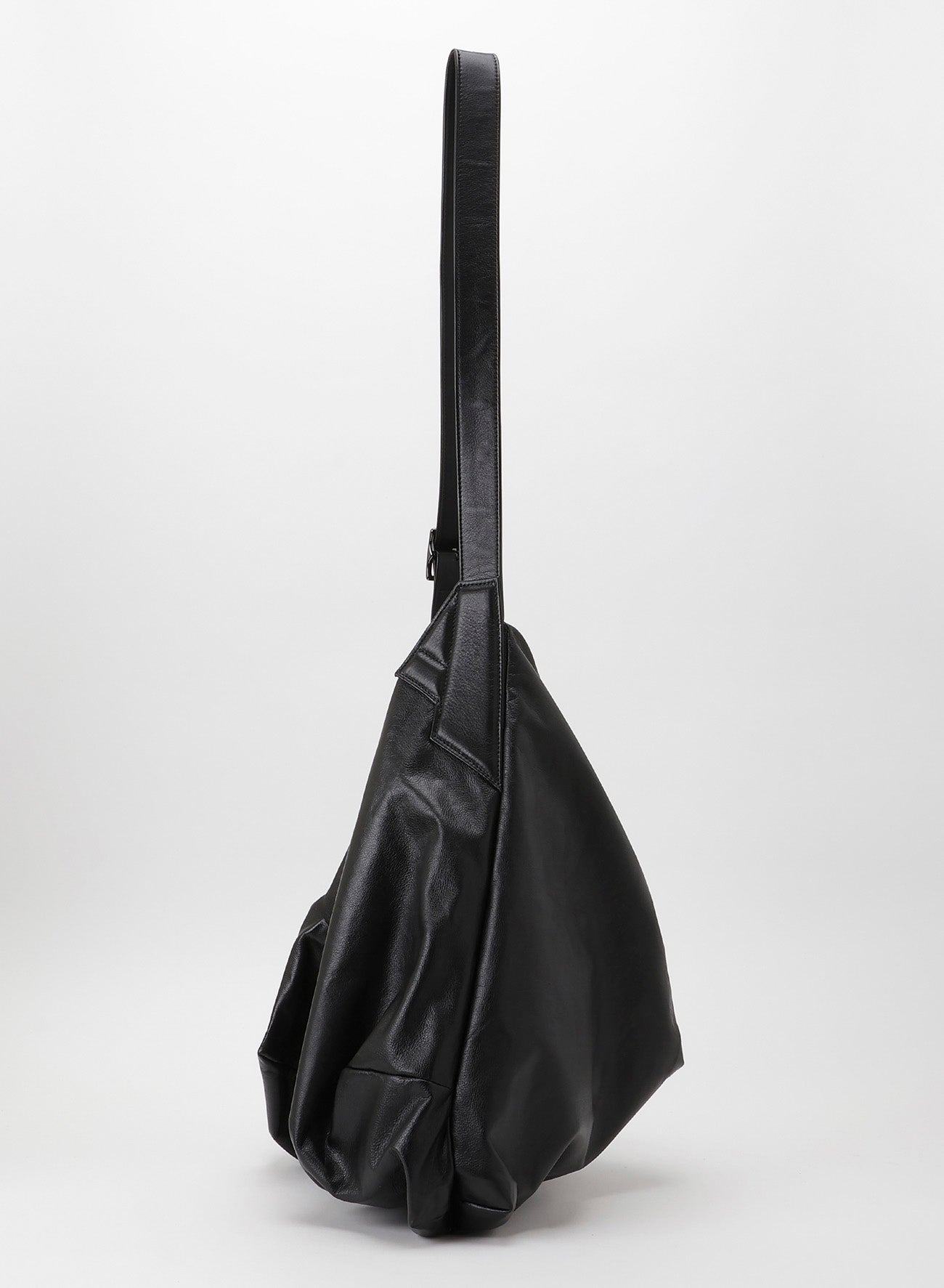 Angular bag – THE SHOP YOHJI YAMAMOTO