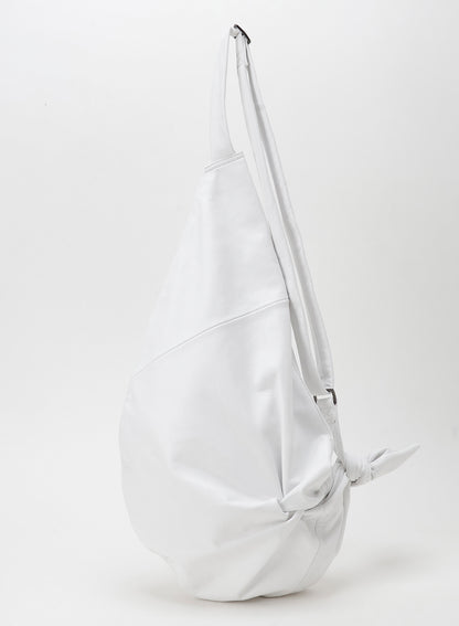 PLUCK SLING BAG