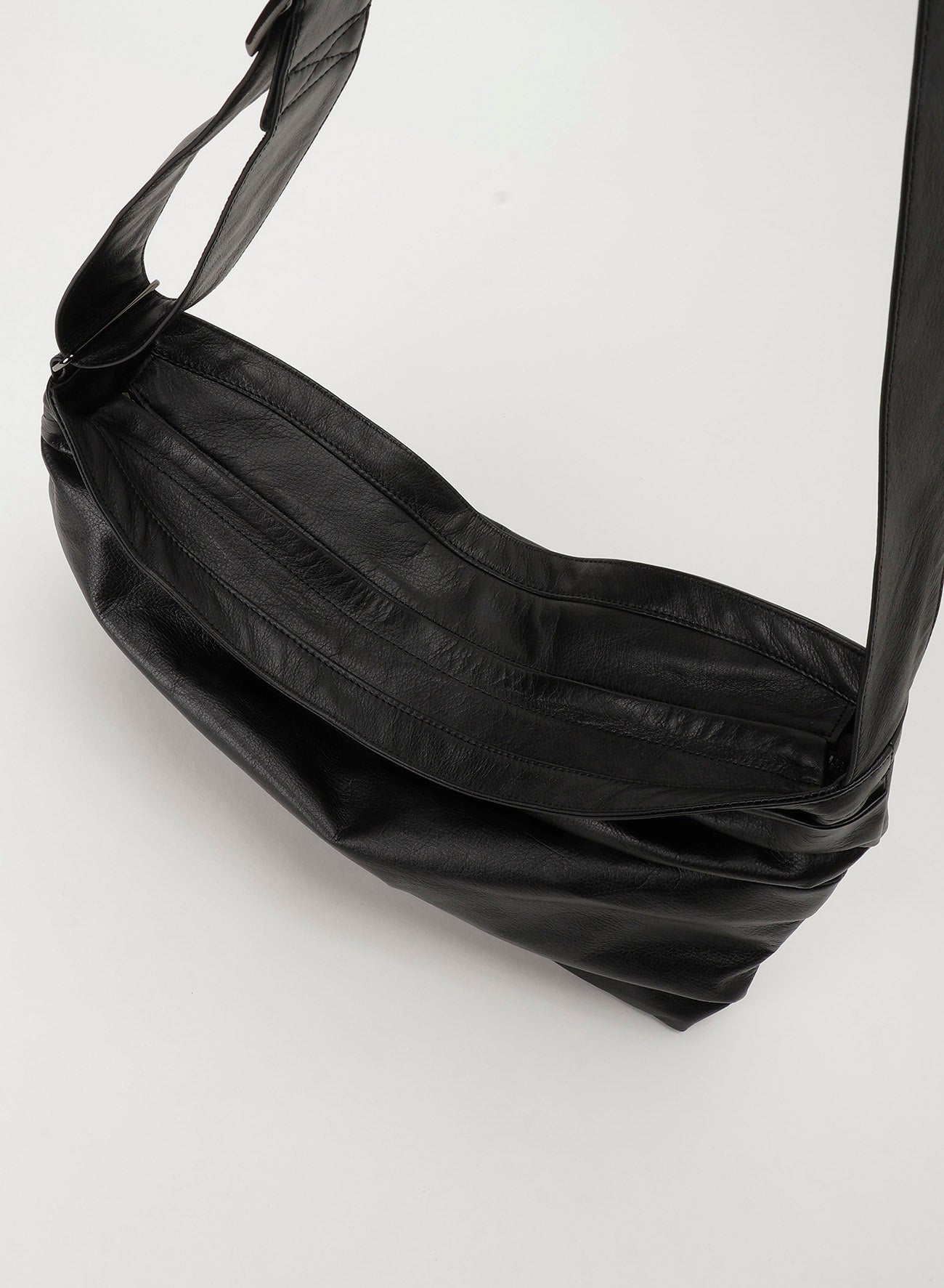 Drape hand