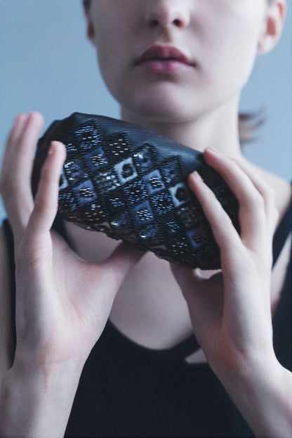 CHARM POUCH EMBROIDERY