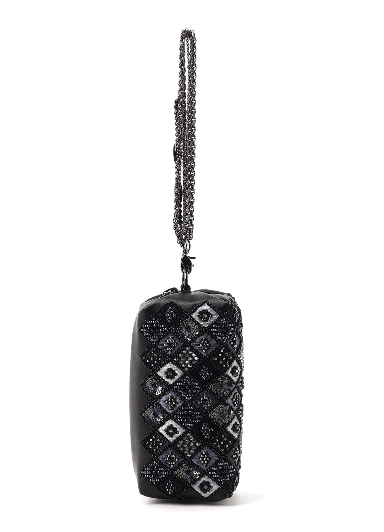 CHARM POUCH EMBROIDERY