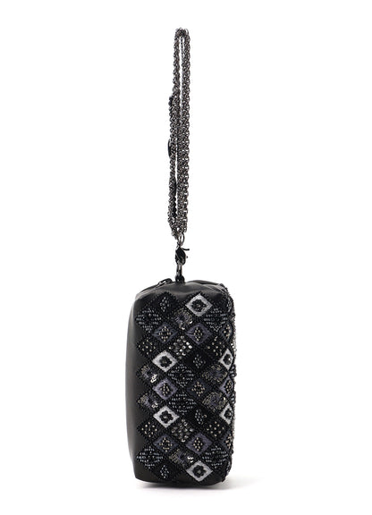 CHARM POUCH EMBROIDERY