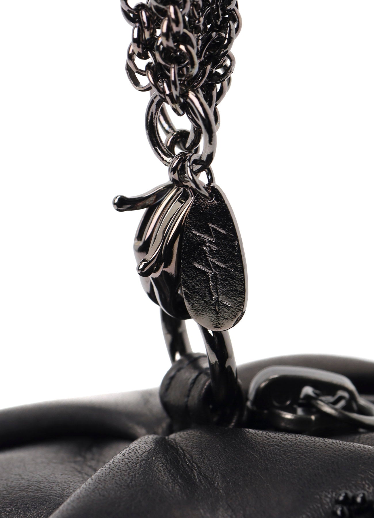 CHARM POUCH EMBROIDERY