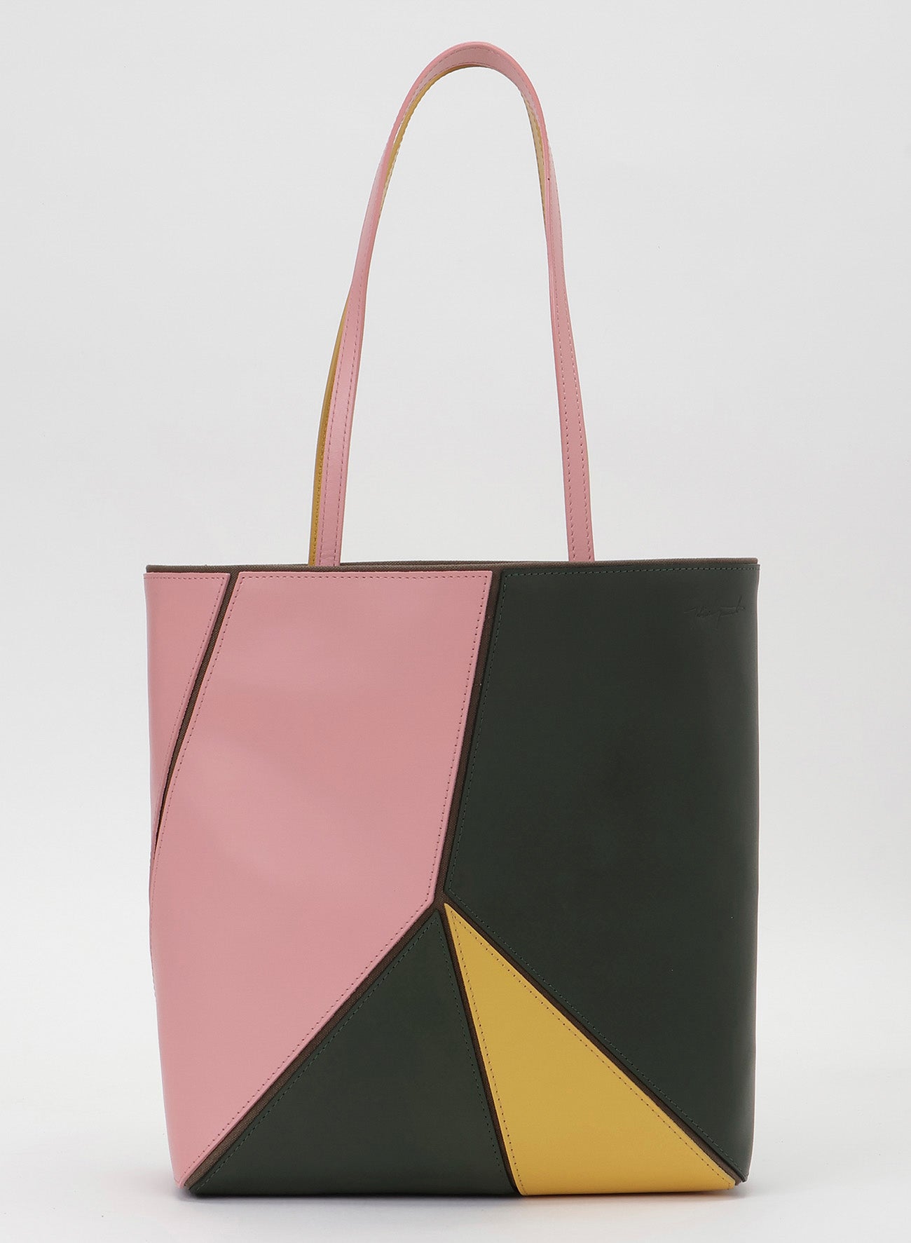 Panel tote