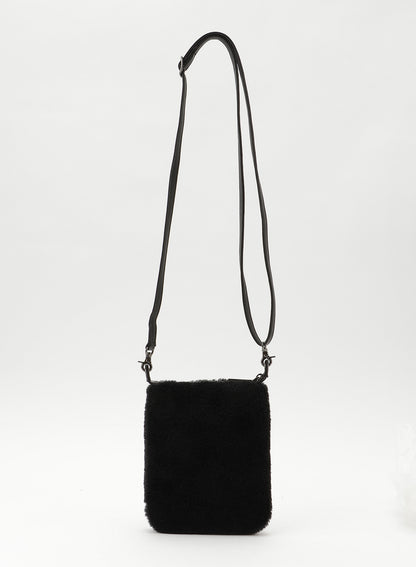 【Launching 12:00(JST) November 1】Signature pouch sacoche(fur)