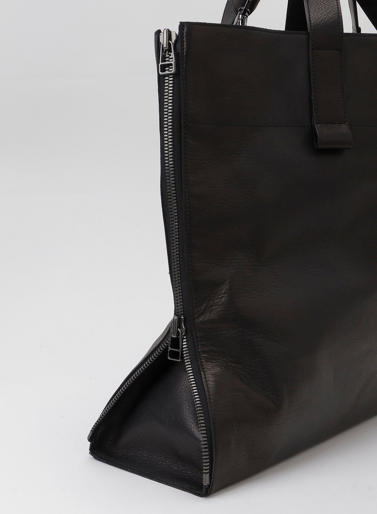 じ。 Zipper tote LL – THE SHOP YOHJI YAMAMOTO
