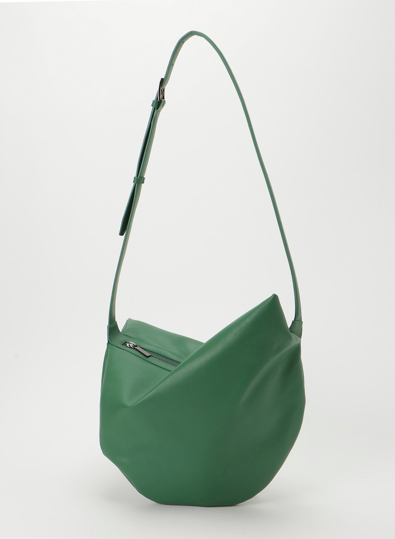 Round shoulder(M)(2026/7/10 12:00 Release)