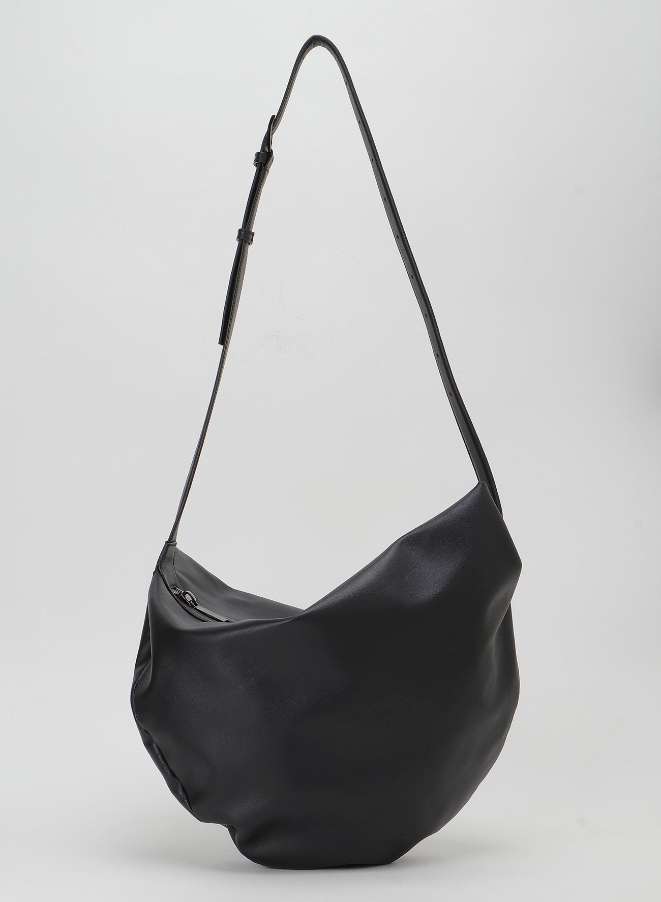 Round shoulder(M)(2026/7/10 12:00 Release)