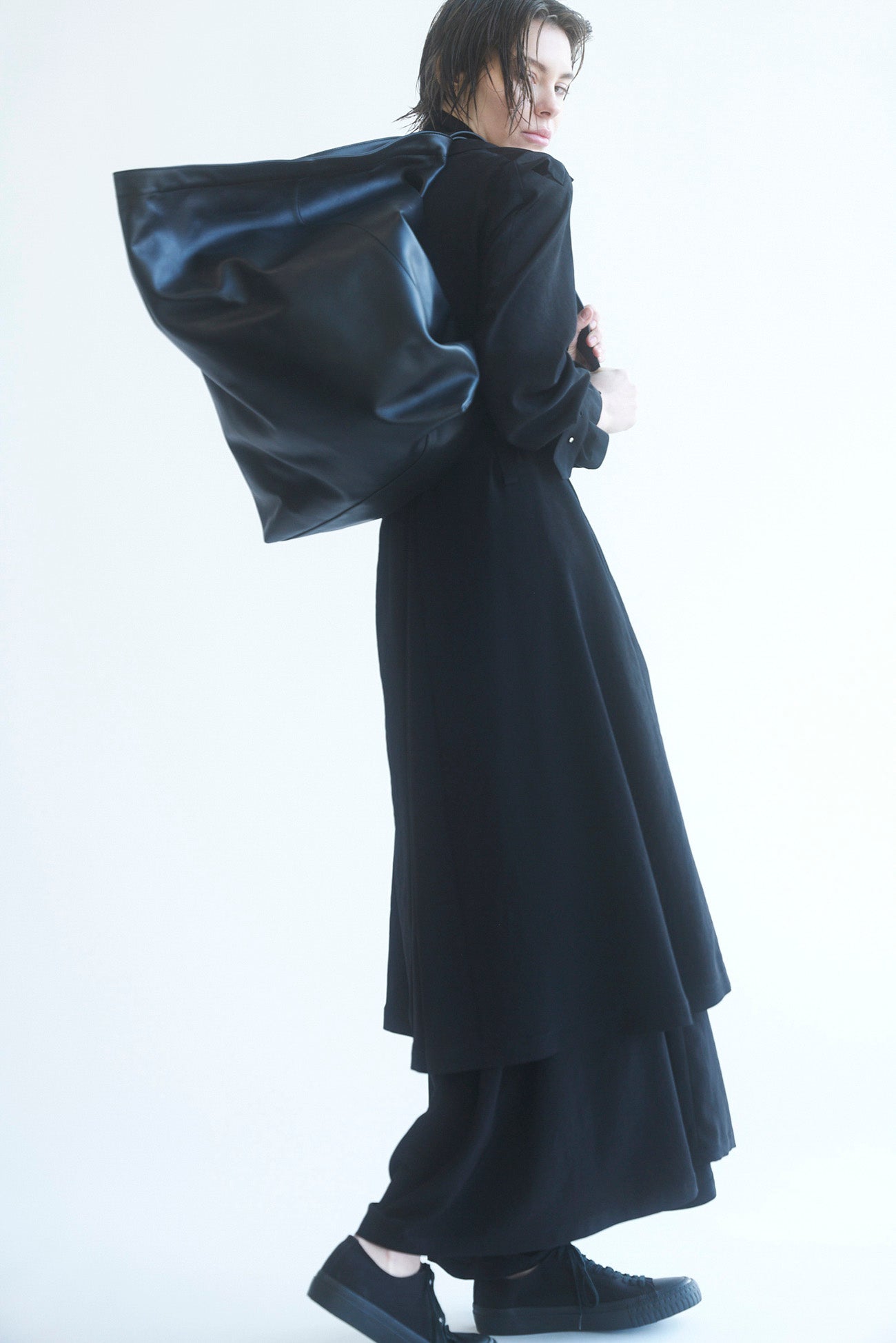 Triangle shoulder(2026/7/10 12:02 Release)