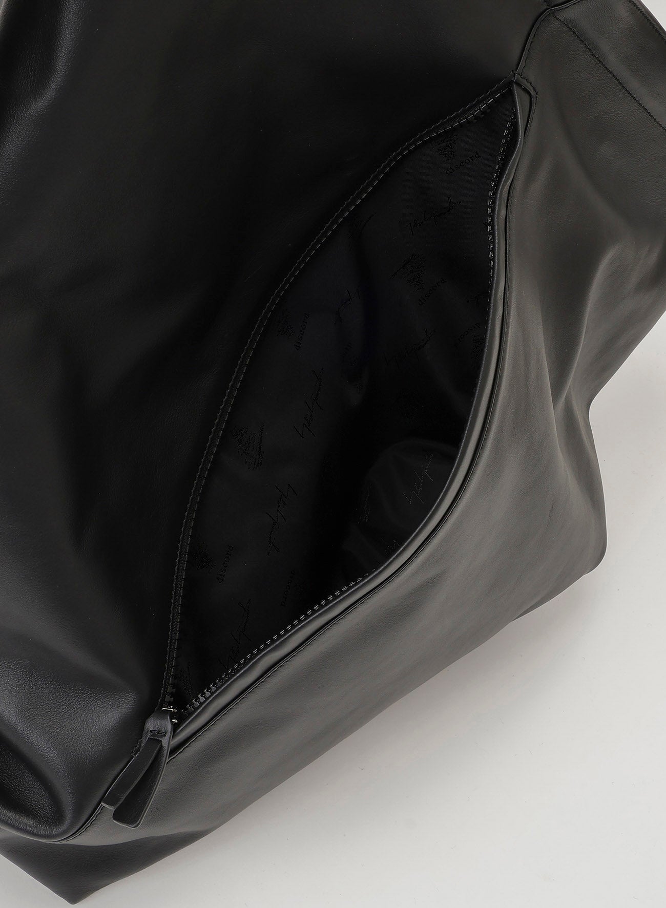 Triangle shoulder(2026/7/10 12:02 Release)