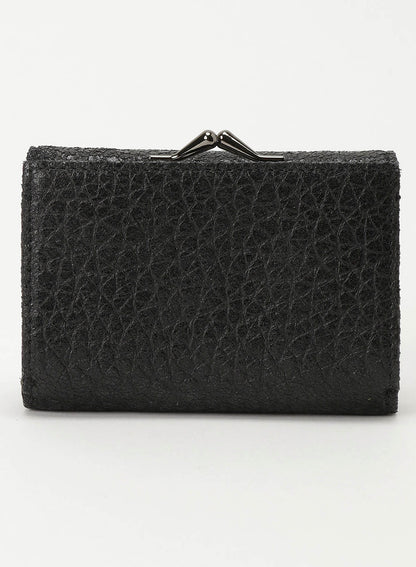 Clasp trifold wallet