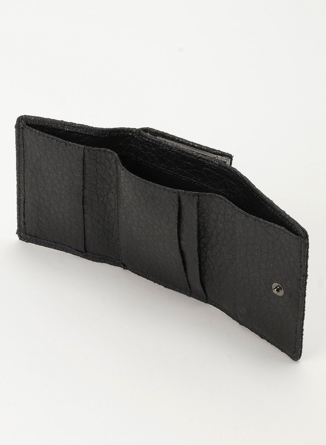 Clasp trifold wallet