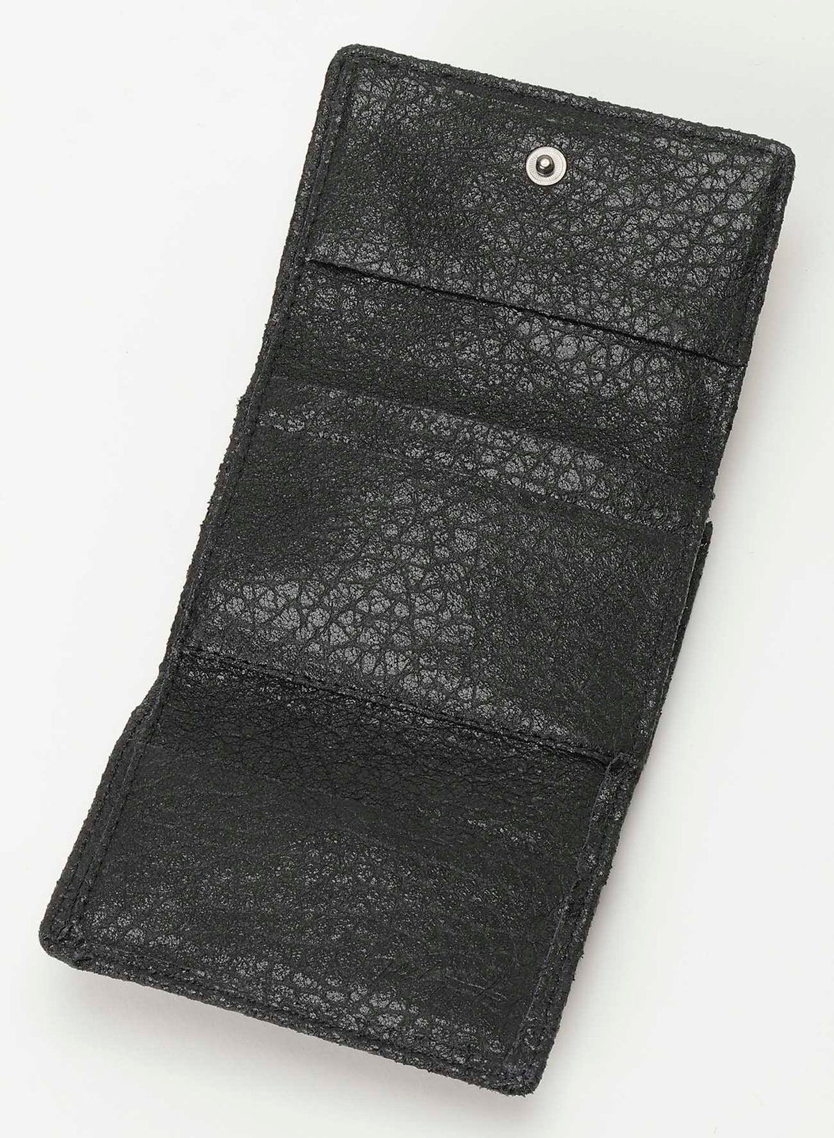 Clasp trifold wallet