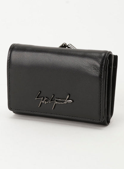 Clasp trifold wallet