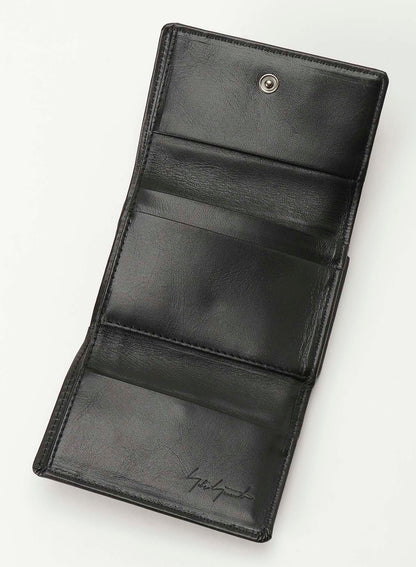 Clasp trifold wallet