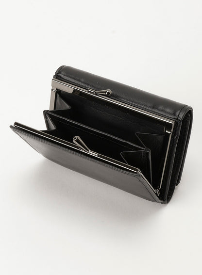 Clasp trifold wallet