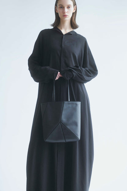 Panel tote