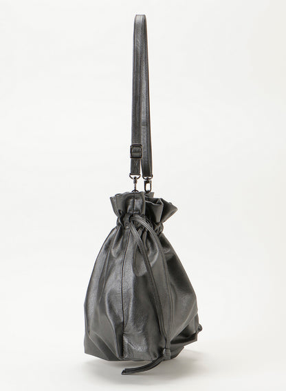 Drawstring shoulder