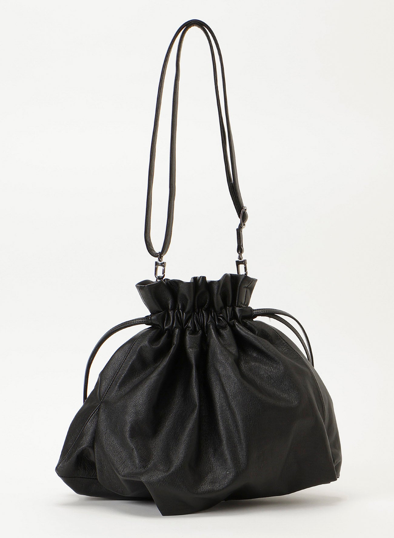 Drawstring shoulder