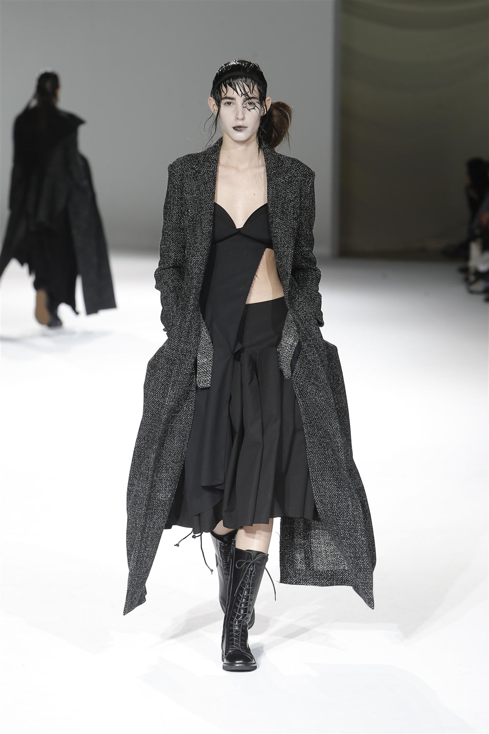 Yohji Yamamoto AUTUMN / WINTER 2020-21 – THE SHOP YOHJI YAMAMOTO