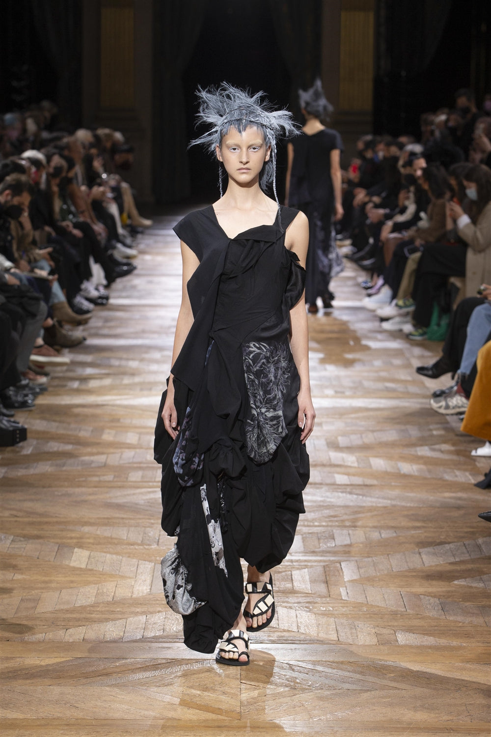 Yohji Yamamoto SPRING / SUMMER 2022 – THE SHOP YOHJI YAMAMOTO