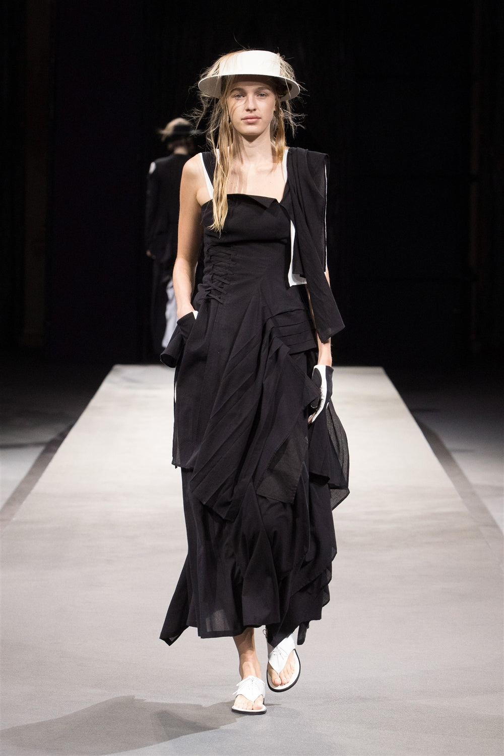 Yohji Yamamoto SPRING / SUMMER 2023 – THE SHOP YOHJI YAMAMOTO