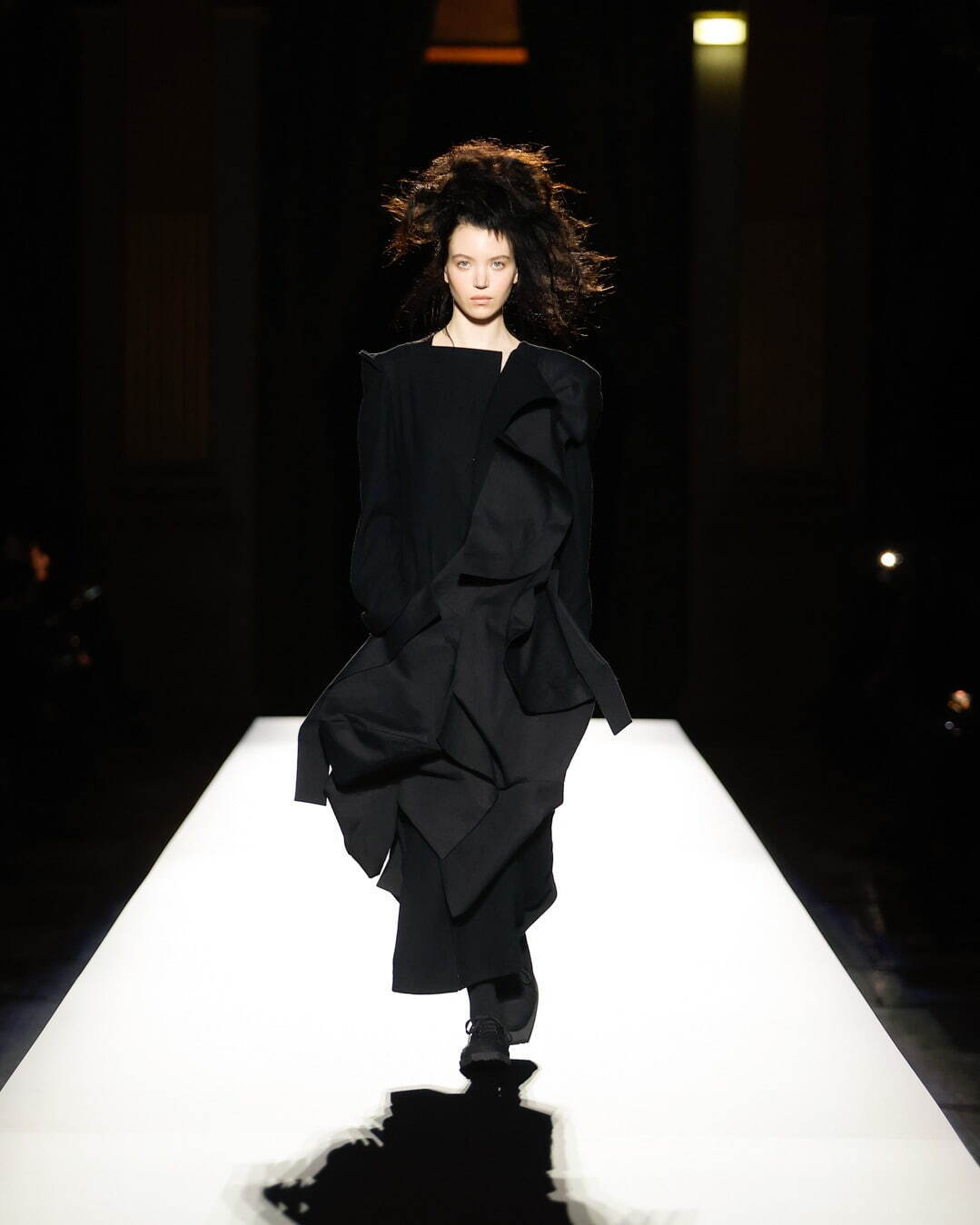 Yohji Yamamoto AUTUMN / WINTER 2024-25 – THE SHOP YOHJI YAMAMOTO