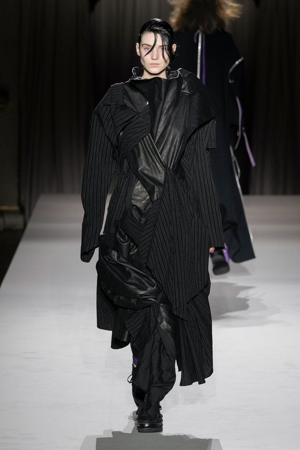 COTTON CANVAS A LOW-CUT FRINGE SNEAKERS