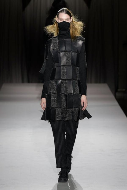 AIRY SPUN LIGHT MILLED HIGHNECK LONG T A