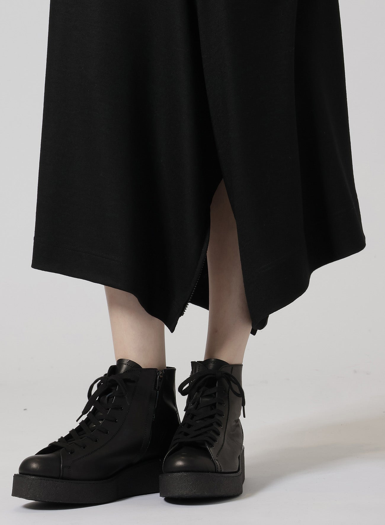 WOOL SINGLE R-TUBE SKIRT