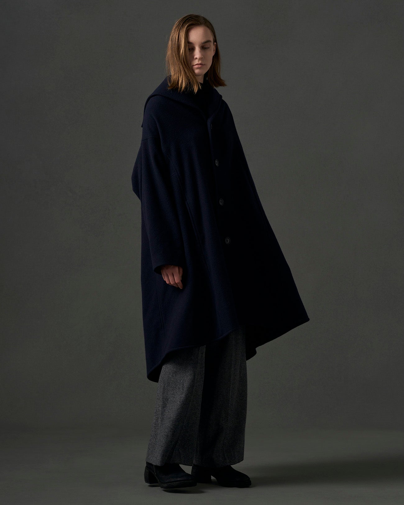 AIRY MOSSER B COLLAR FLARE COAT