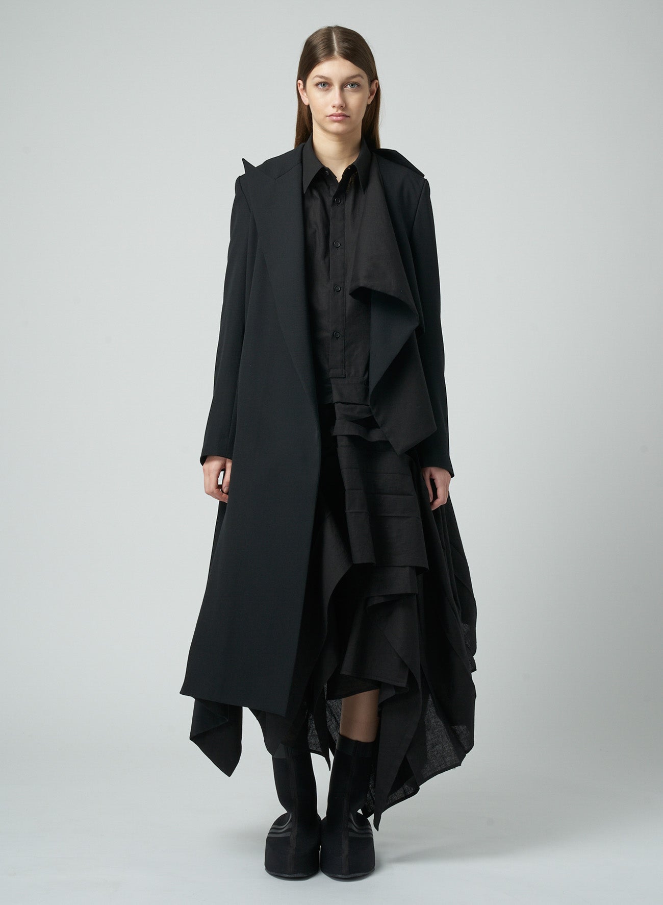 WOOL GABARDINE ASYMMETRIC LONG JACKET