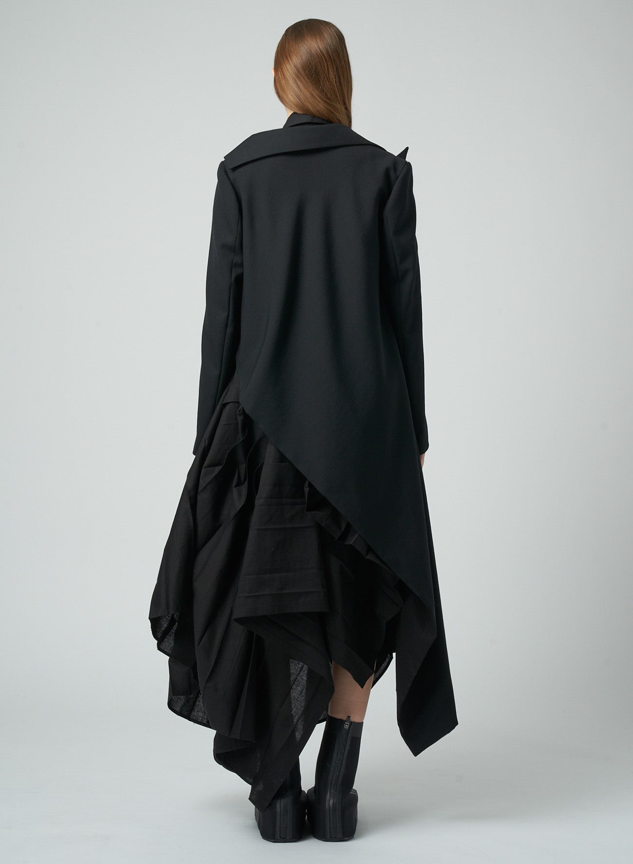 WOOL GABARDINE ASYMMETRIC LONG JACKET